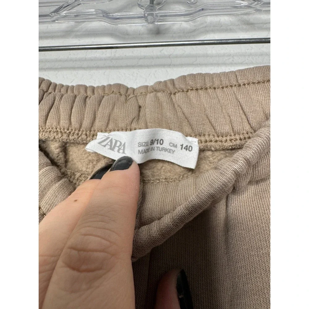 Zara Boys 2 Piece Set Green Hoodie Tan Los Angeles Wide Leg Sweatpants Size 9/10